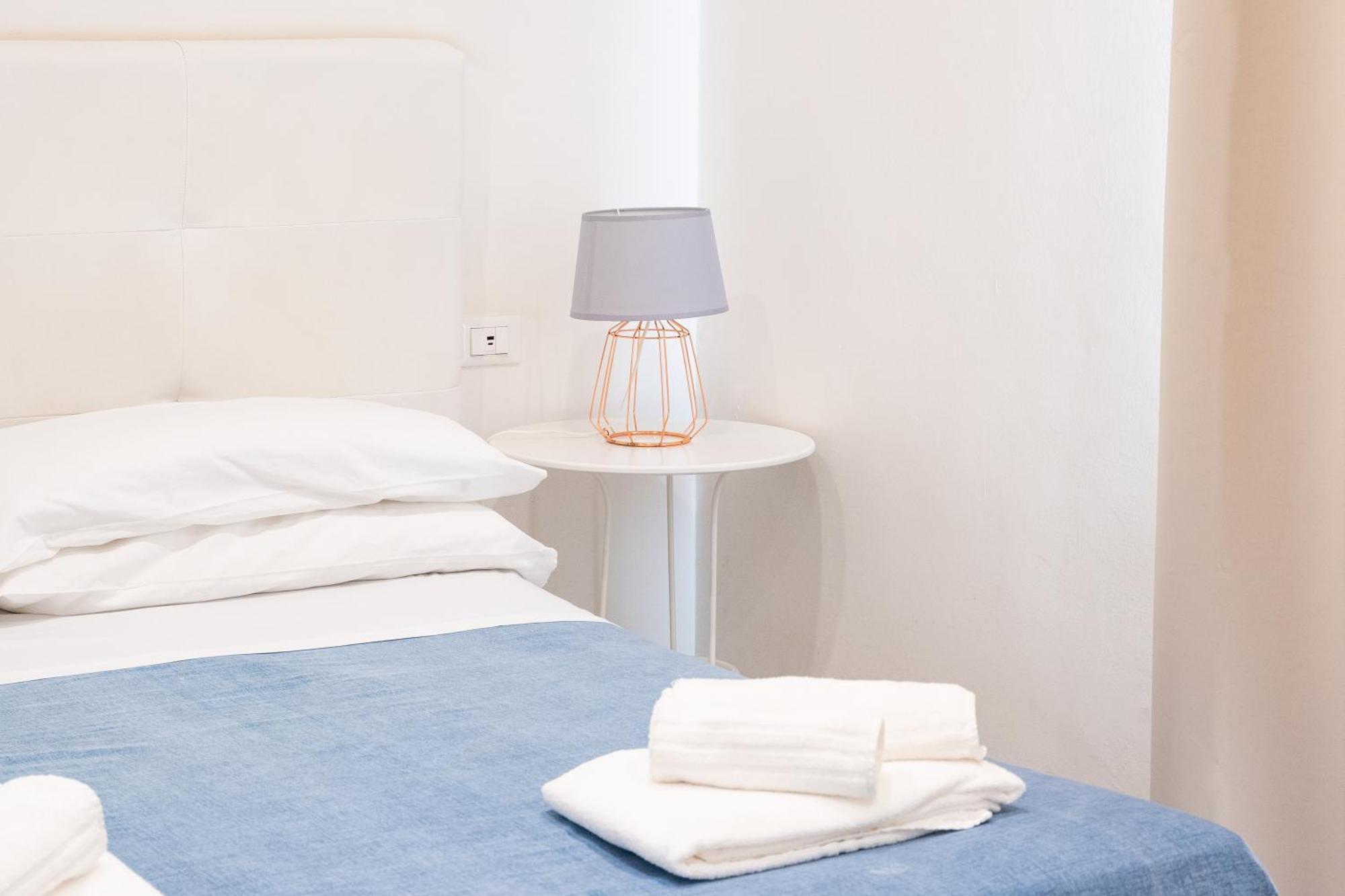 Villa Angela Suite Tarent Zewnętrze zdjęcie