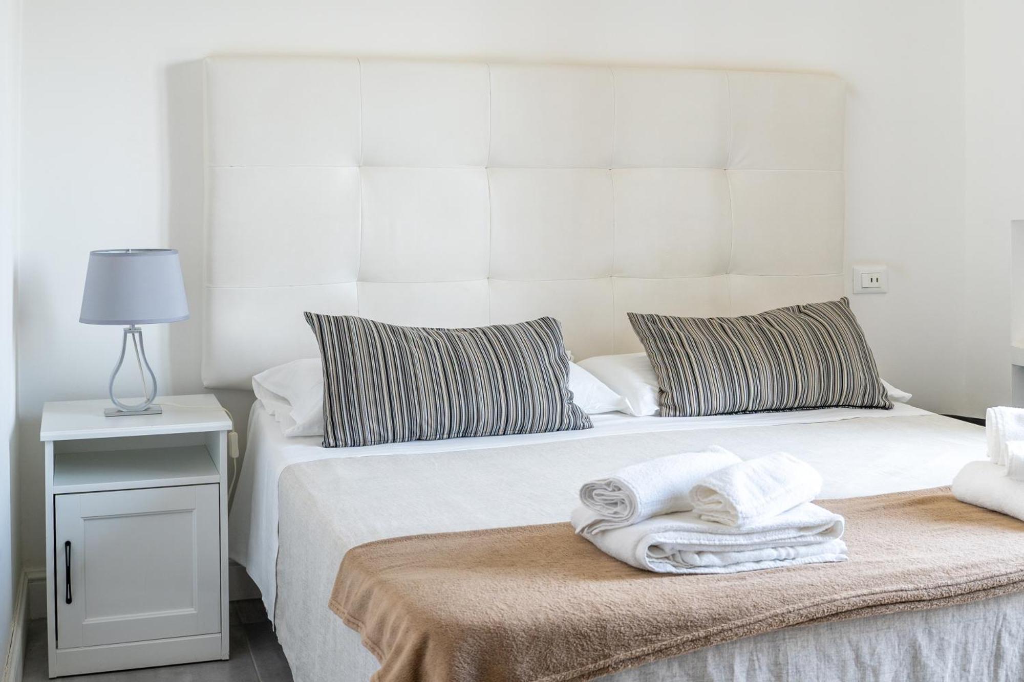 Villa Angela Suite Tarent Zewnętrze zdjęcie
