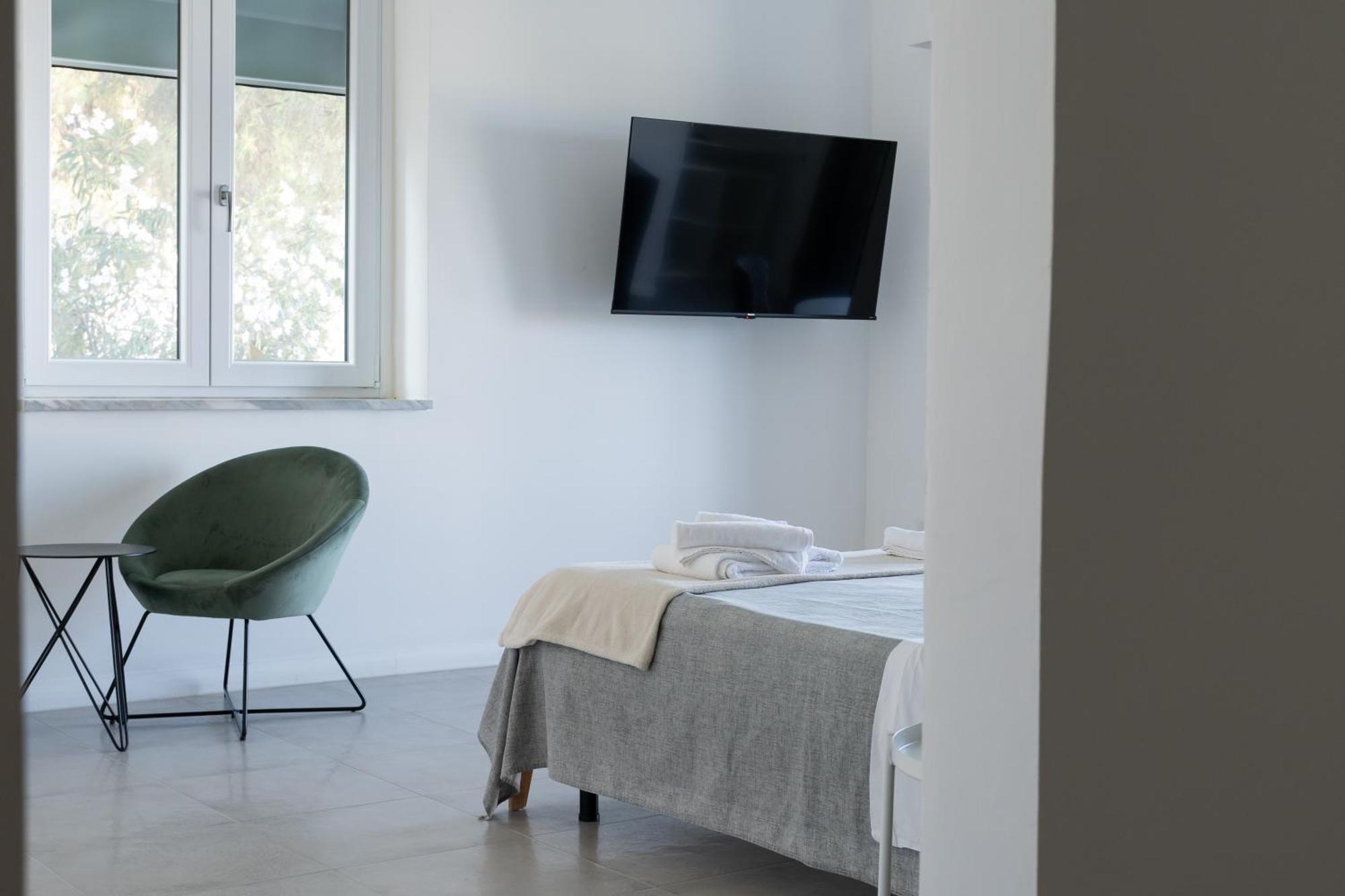 Villa Angela Suite Tarent Zewnętrze zdjęcie